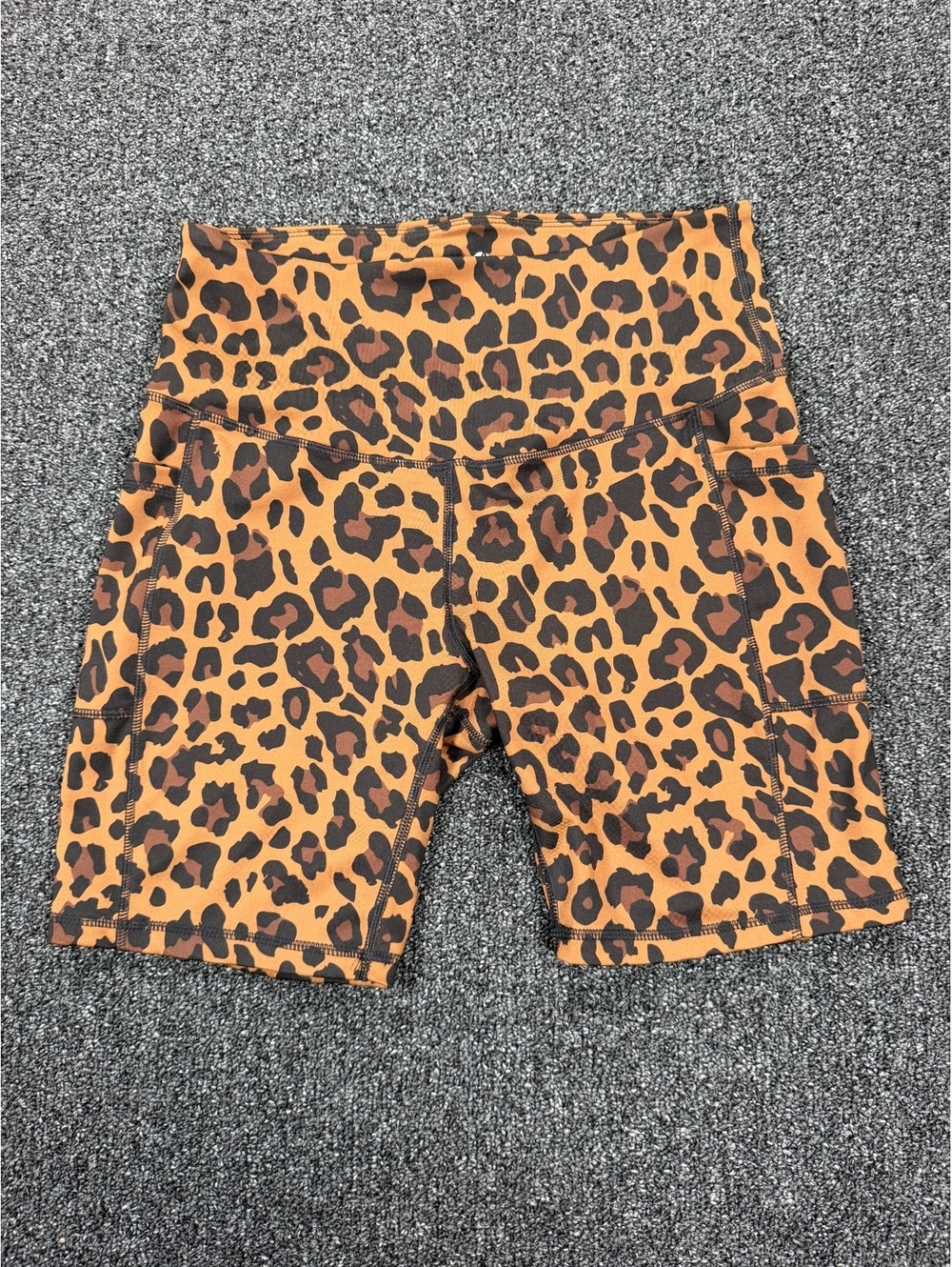 LegEnd Leopard Print Athletic Bike Shorts Medium